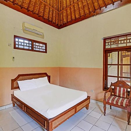 Oyo 91503 Hotel Gedong Ayu Near Sanur ウブド エクステリア 写真