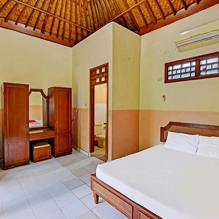 Oyo 91503 Hotel Gedong Ayu Near Sanur ウブド エクステリア 写真