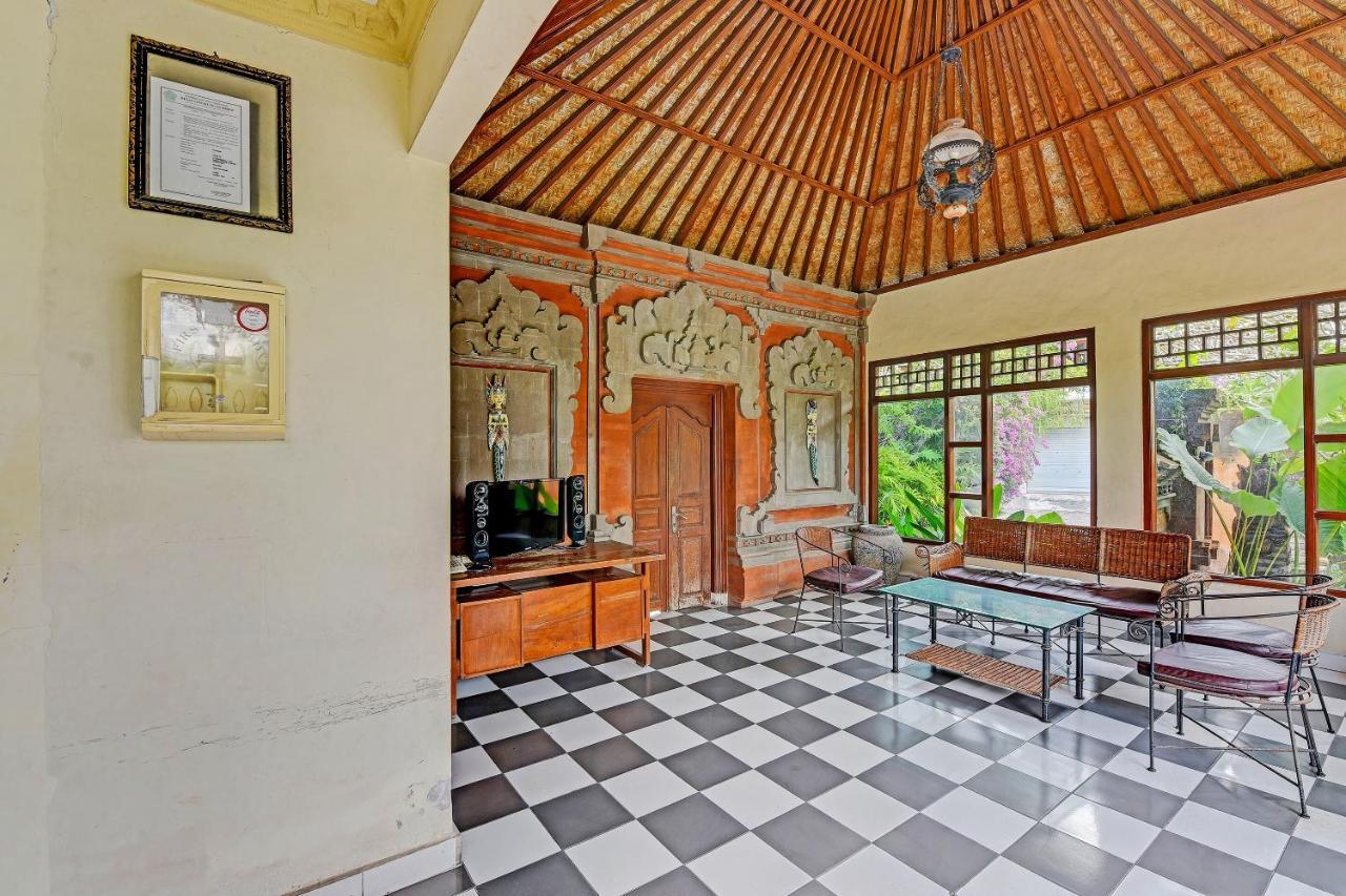 Oyo 91503 Hotel Gedong Ayu Near Sanur ウブド エクステリア 写真