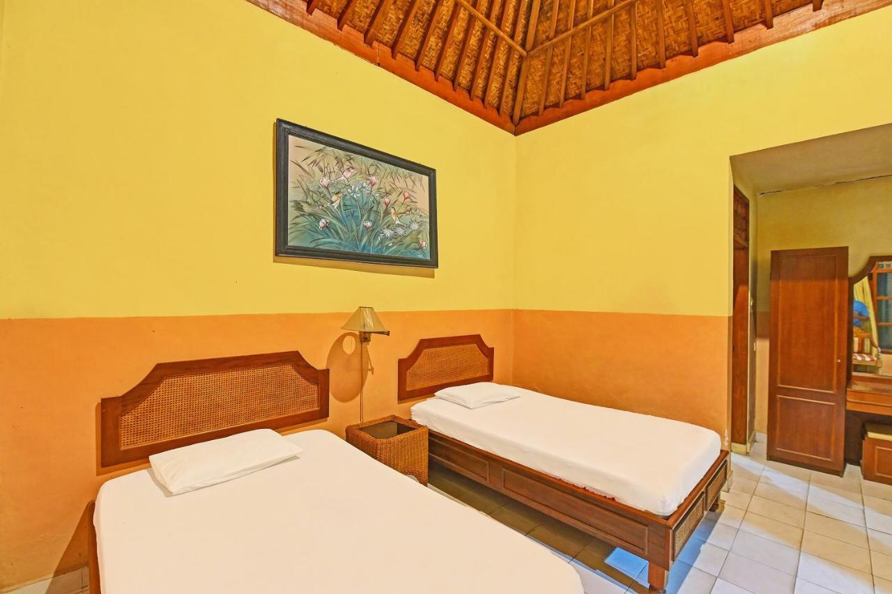 Oyo 91503 Hotel Gedong Ayu Near Sanur ウブド エクステリア 写真