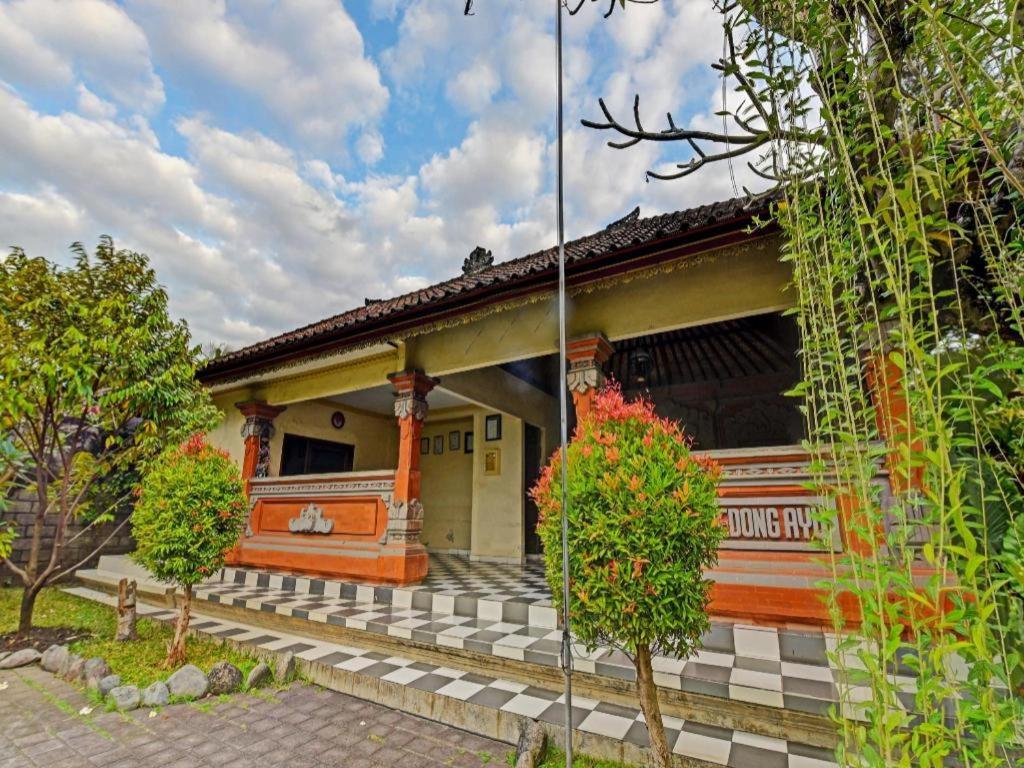 Oyo 91503 Hotel Gedong Ayu Near Sanur ウブド エクステリア 写真